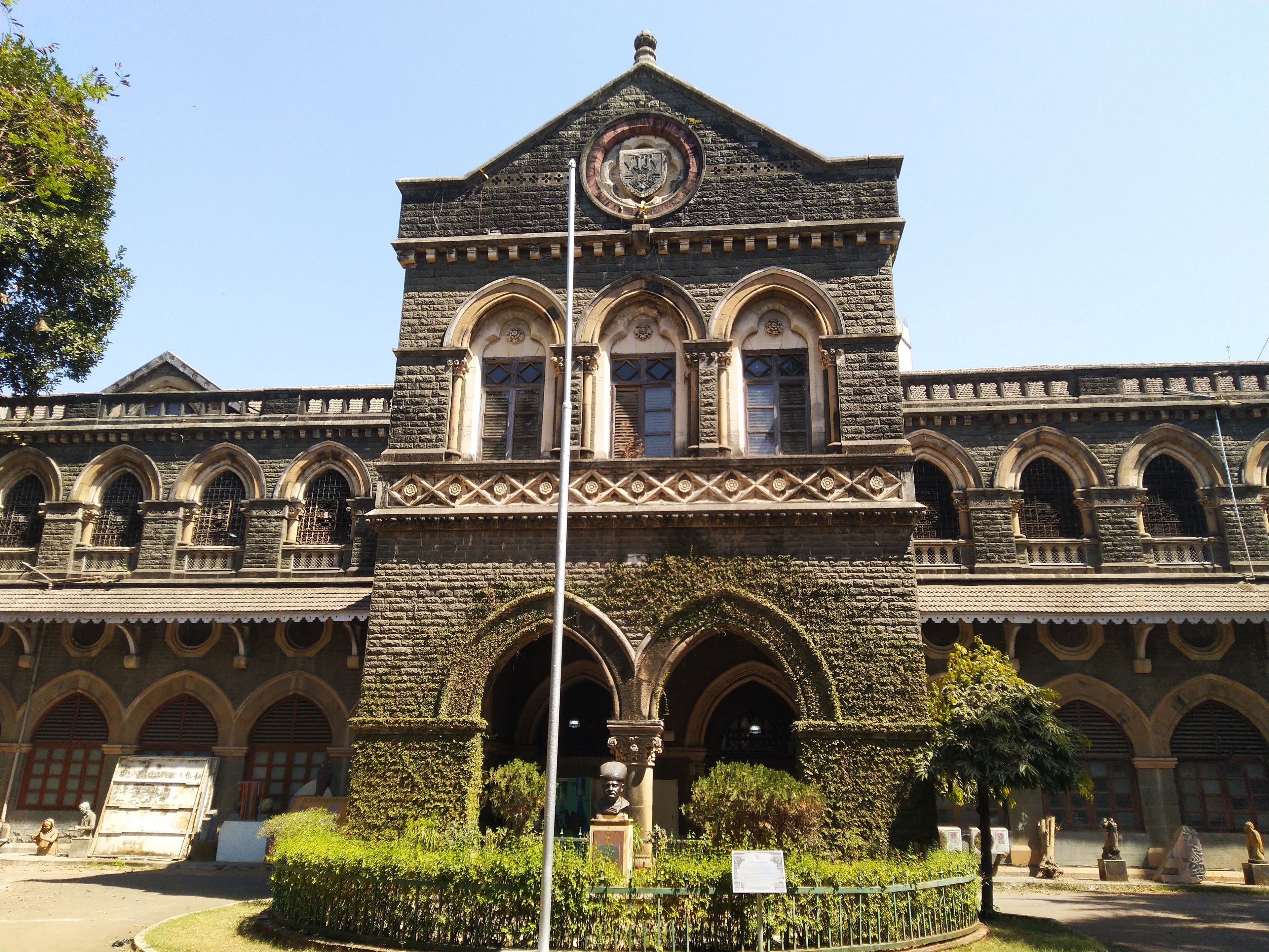 Sir J.J. School of Architecture, Mumbai, India. Wiki, DesiBoy101 - Own work, CC BY 4.0