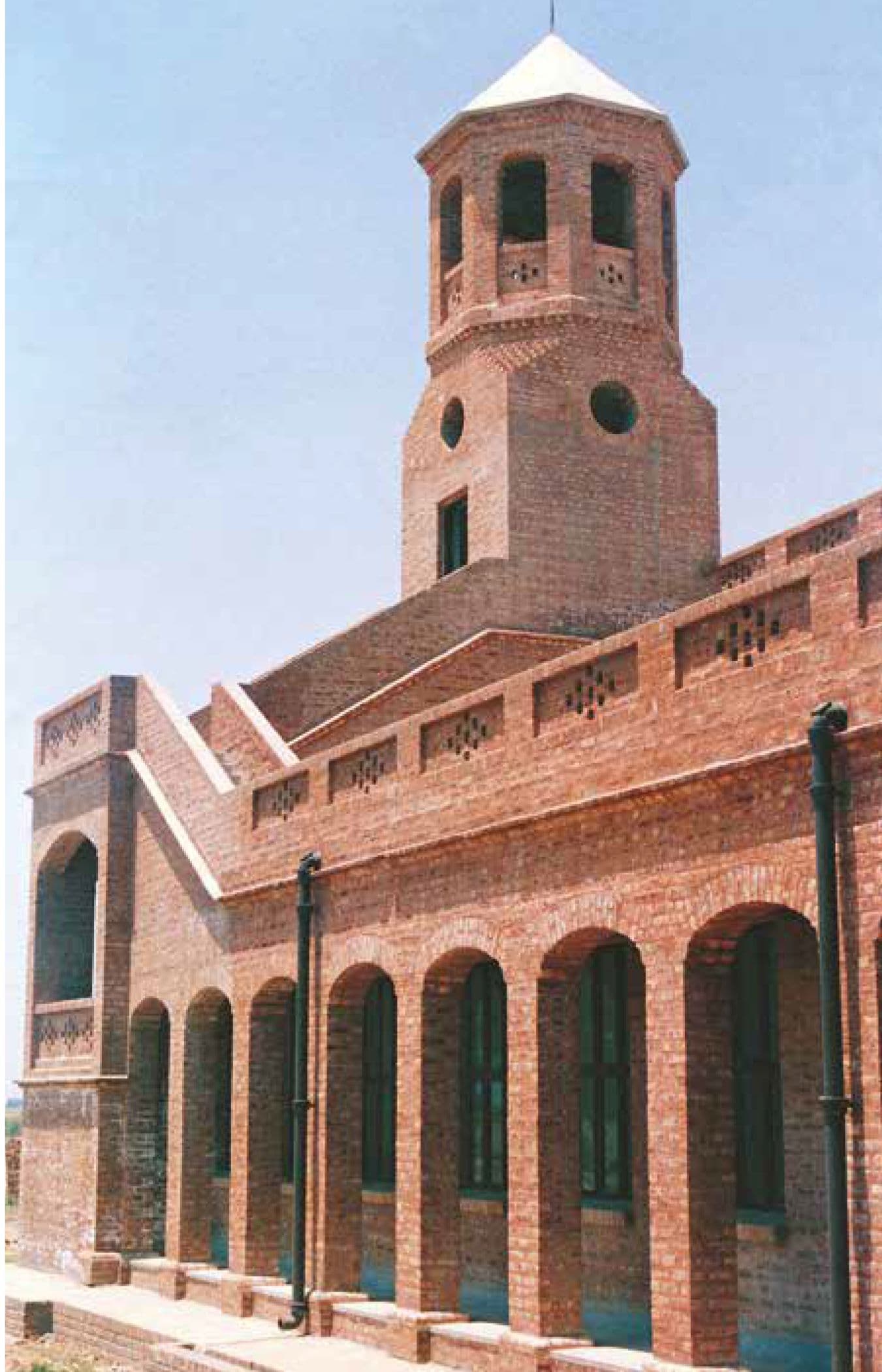 Kamil Khan Mumtaz, Administrative Block, Chand Bagh School, Muridke, 1994. Moffat, Chris, Ahmad, Kiran and Jaffer, Amen. "The Time of Building: Kamil Kahn Mumtaz and Architecture in Pakistan." Folio Books, 2023. p121.