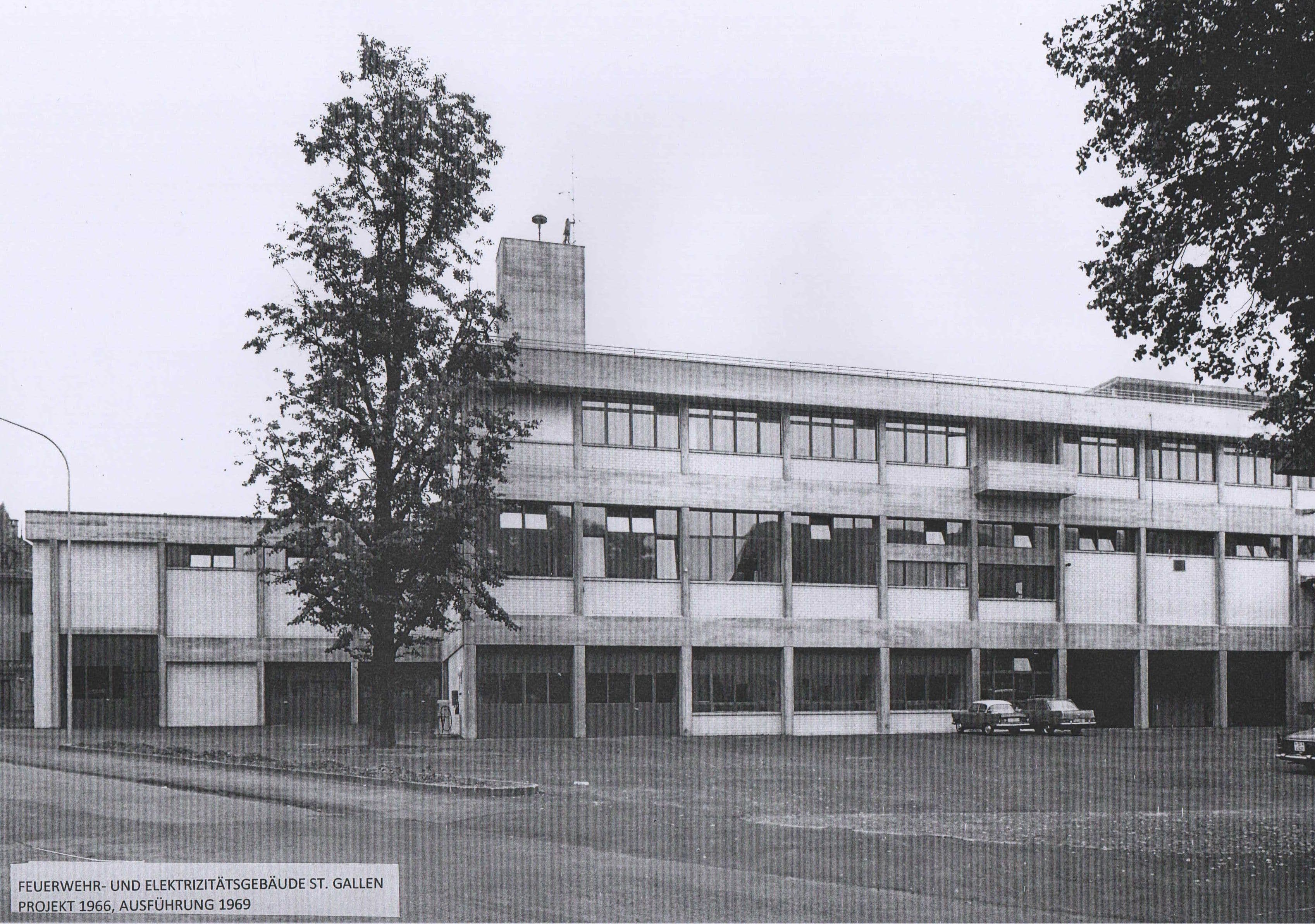 John Steerwood (for Danzeisen + Voser), Fire Department and Electricity building for the city of St. Gallen, Switzerland, 1966-69. . Photograph.