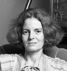 Denise Scott Brown, 1978. Photographer, Lynn Gilbert. Wikipedia,  Creative Commons Attribution-Share Alike 4.0 International license.